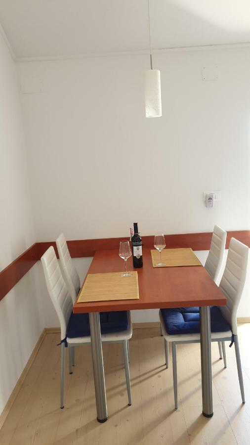 Apartment Marina วาลุน ภายนอก รูปภาพ